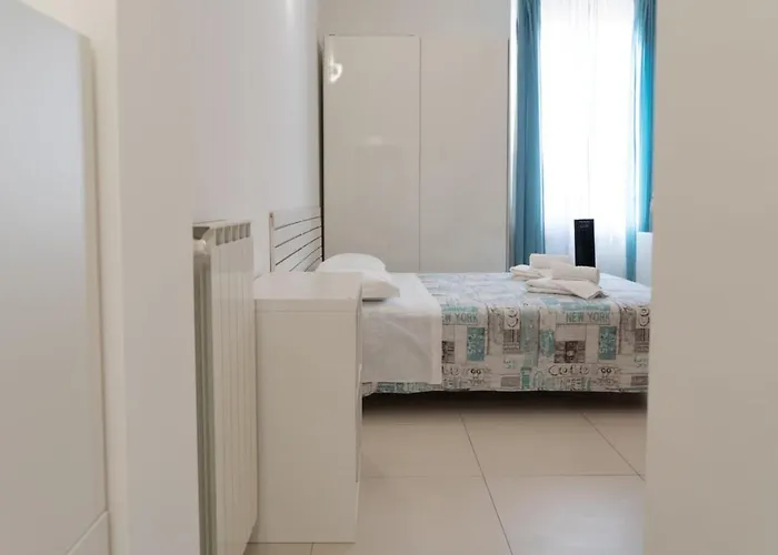 Apartament Intero Forum E Metro Milanofiori